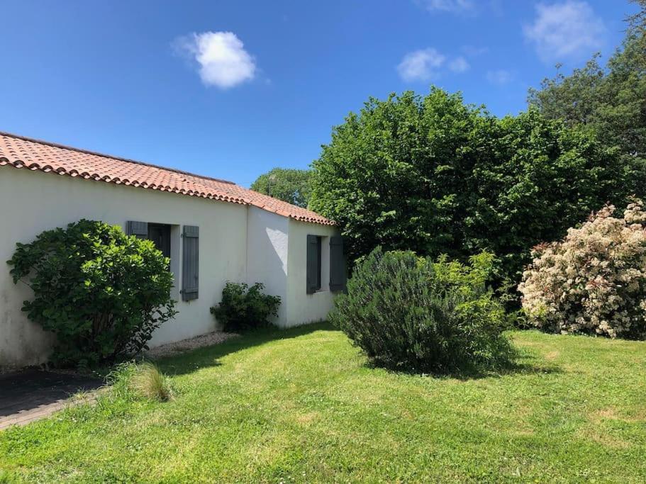 Maison Vendeenne A 5 Min Du Bord De Mer Saint-Hilaire-la-Foret Bagian luar foto