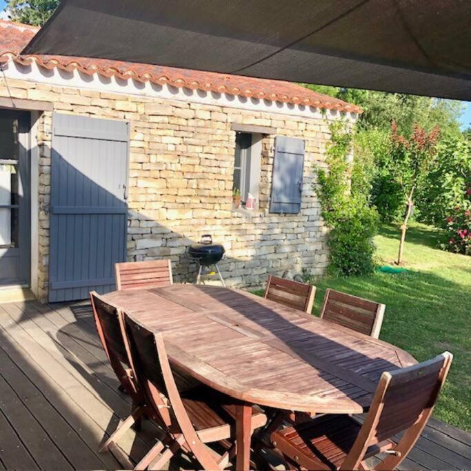 Maison Vendeenne A 5 Min Du Bord De Mer Saint-Hilaire-la-Foret Bagian luar foto